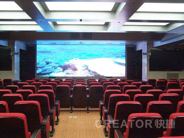 CREATOR快捷LED全彩显示屏助力广发银行 大放异彩